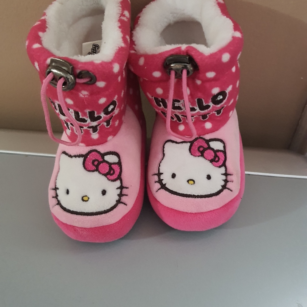 HELLO KITTY Toddler Booties